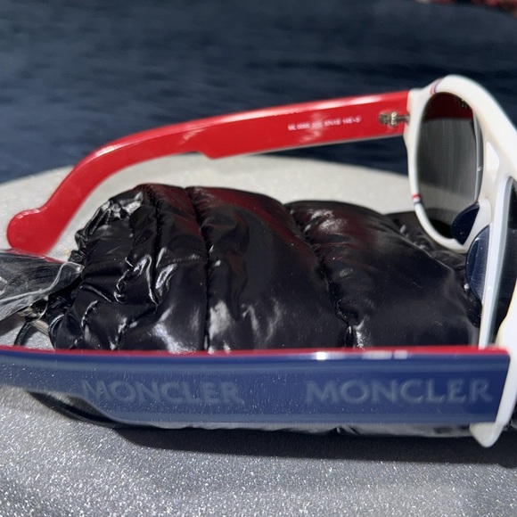 MONCLER SUNGLASSES - Picture 5 of 5